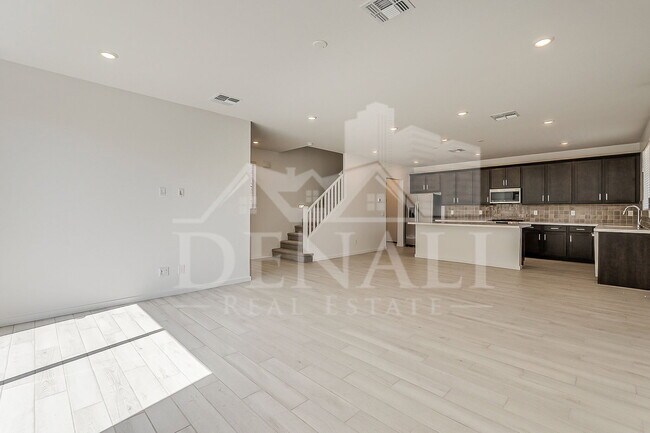 Building Photo - 2434 W Rowel Rd