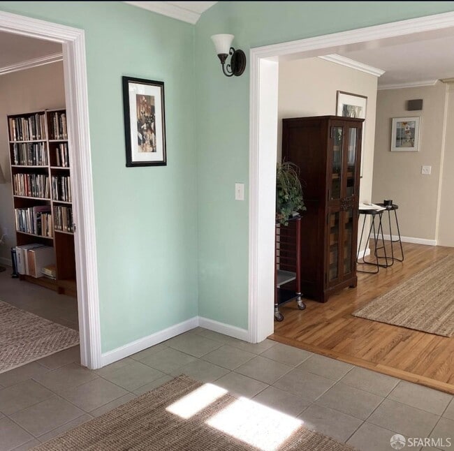 Building Photo - 4052 Costado Rd