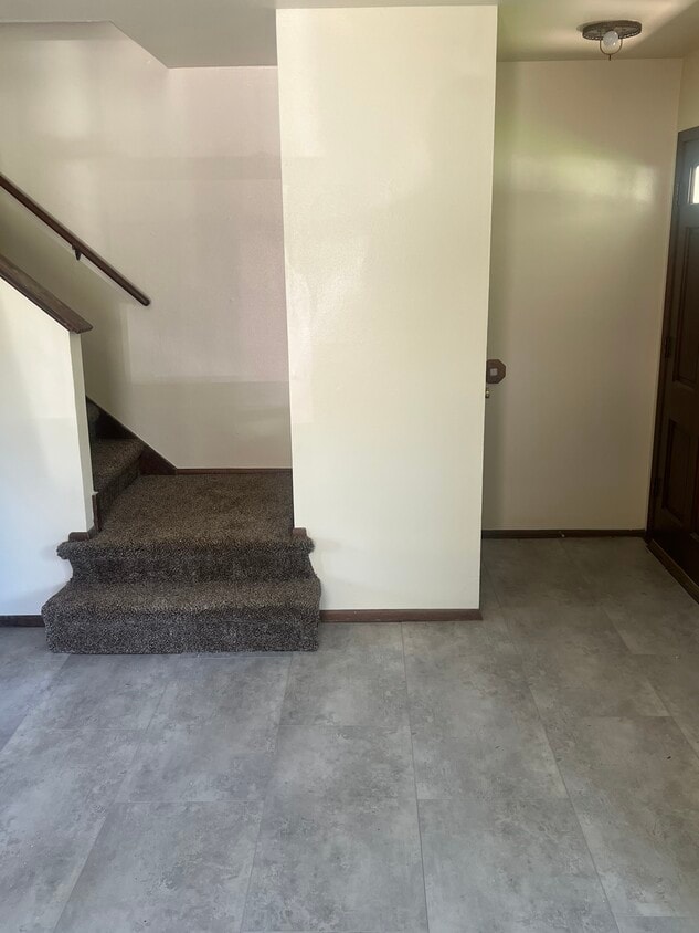 Front entry to living room - 5820 S Indiana Ave