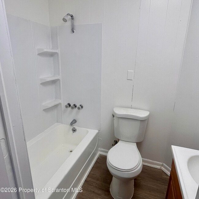 Building Photo - 416 W Lackawanna Ave