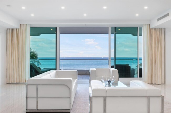 Foto del edificio - 2494 S Ocean Blvd