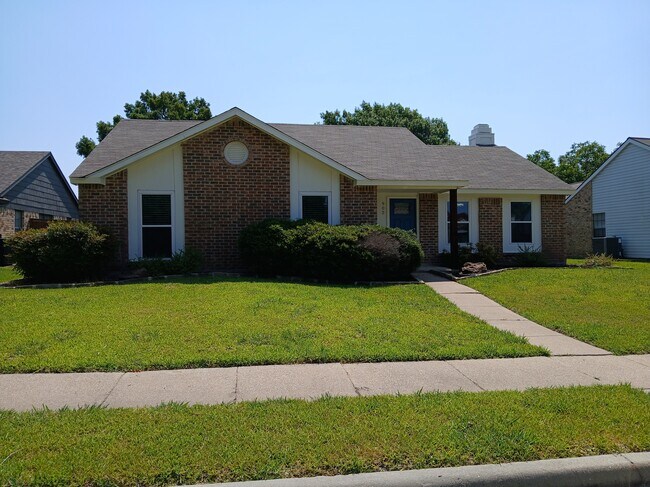 Foto del edificio - 902 Rocky Creek Ln