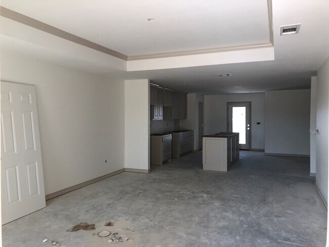 Building Photo - 2817 Joshua St