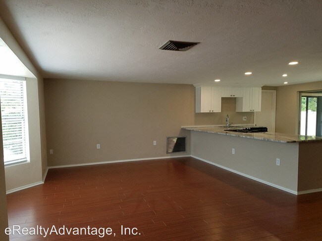 Building Photo - 7209 Magnolia Valley Dr