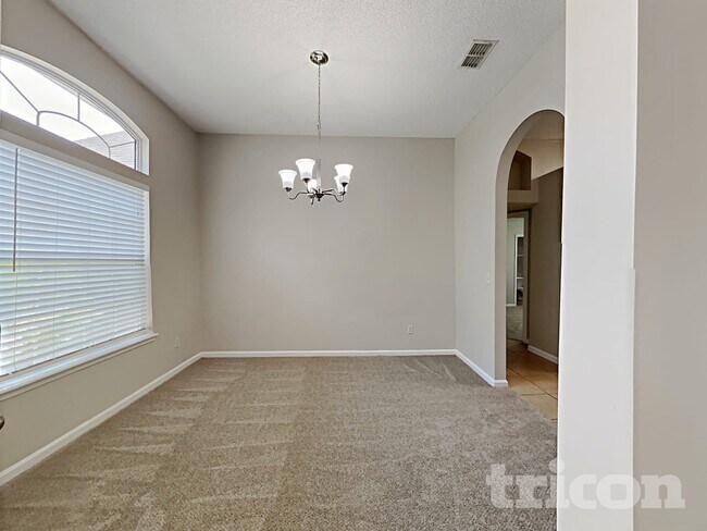 Building Photo - 522 Jimbay Dr