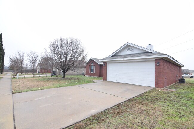 Foto del edificio - 4000 Mustang Dr