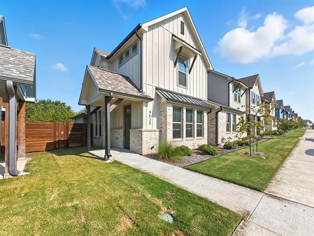 Foto principal - 9525 Thorncrown Ln