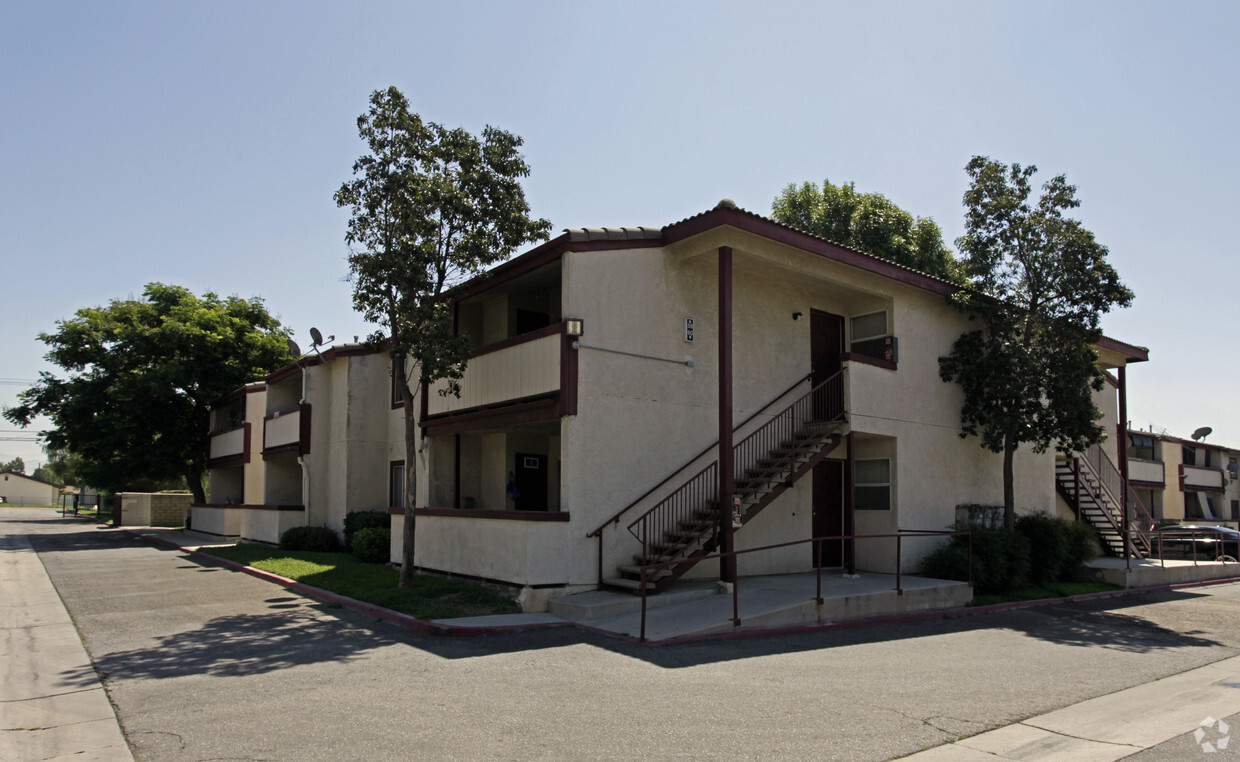 Primary Photo - Juniper Terrace