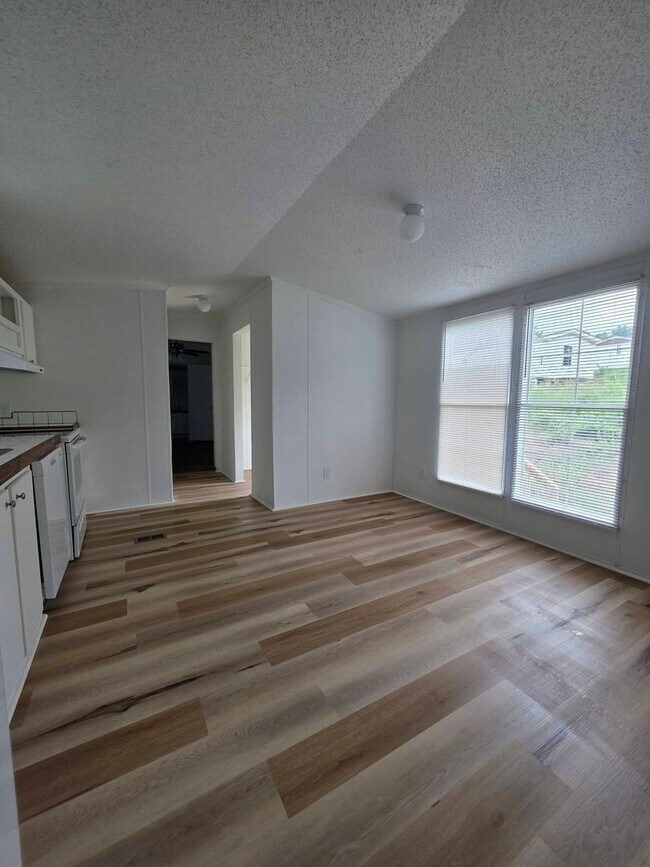 Foto del edificio - Ready to Move in