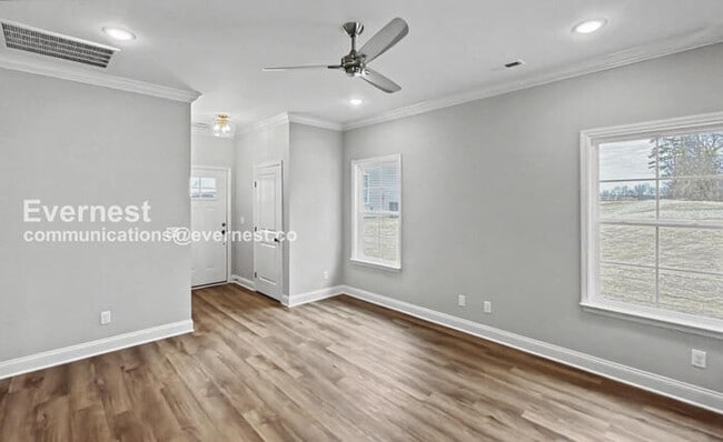 Building Photo - 4898 Fannon Dr