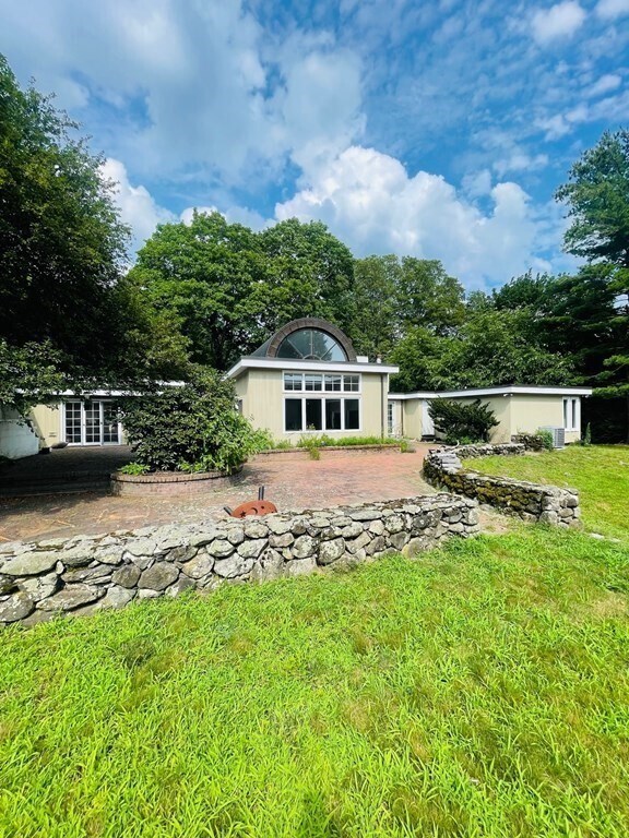 Foto del edificio - 1 Pegan Ln