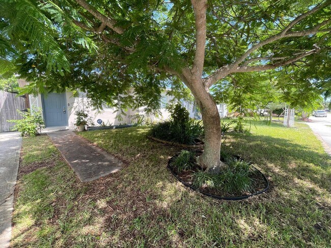 Foto del edificio - 1510 16th Ave N