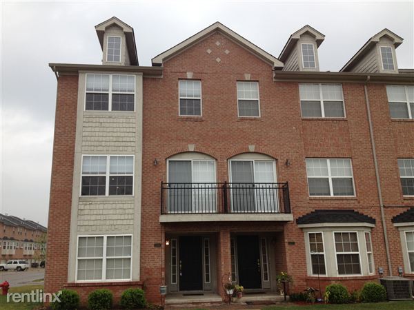 Primary Photo - 22095 Parkview Dr