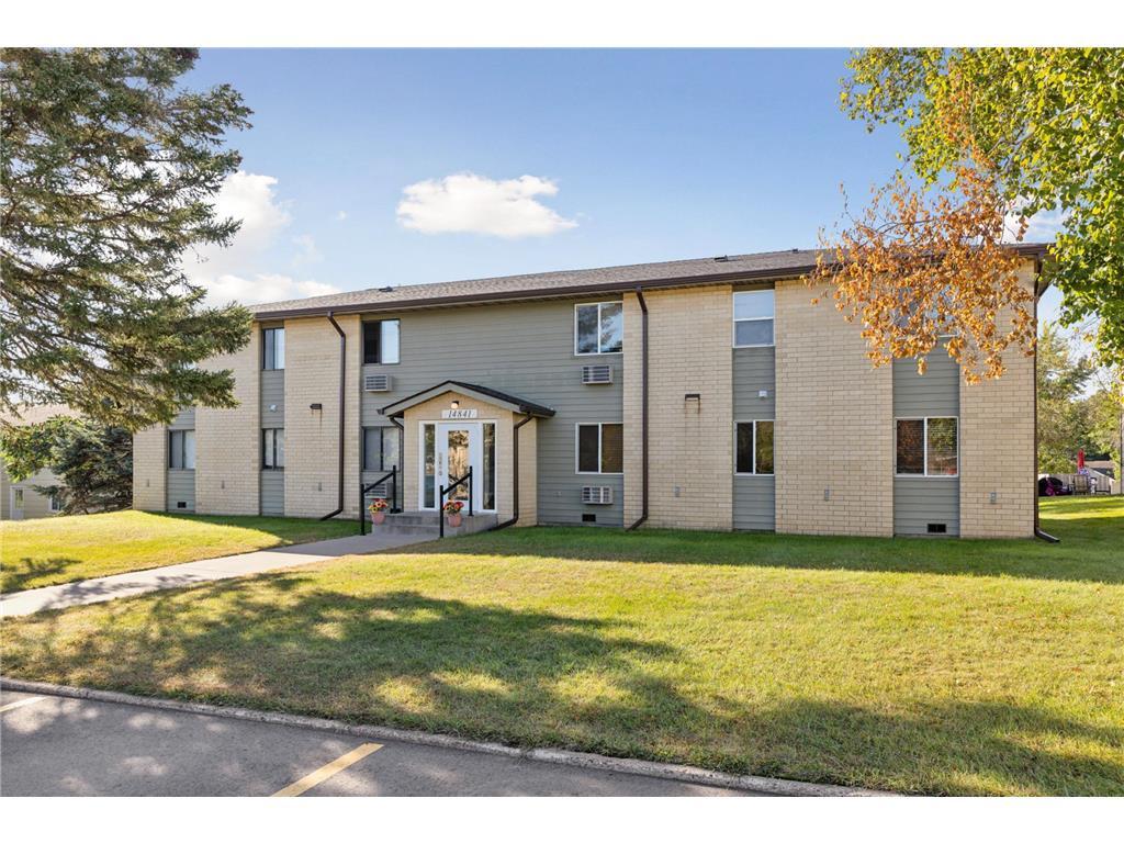 Foto principal - 14841 58th St N