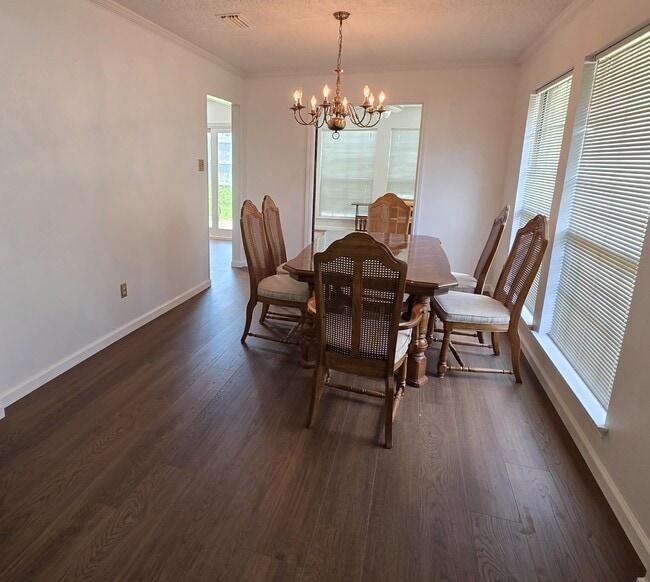 Building Photo - 5411 Timber Green Dr