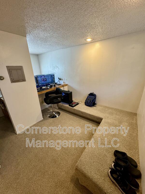 Foto del edificio - 913 Michigan St