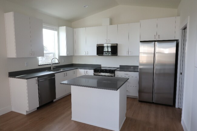 Foto del edificio - 12929 SE Ridgecrest Rd