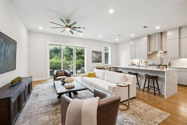 Foto del edificio - 3943 Bowie Ln