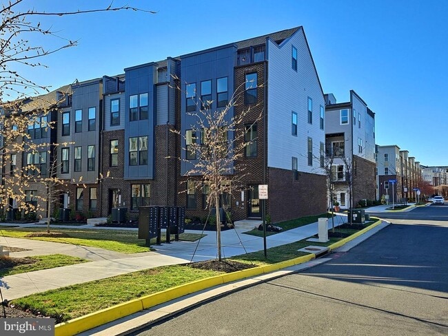 Building Photo - 2333 Liberty Lp