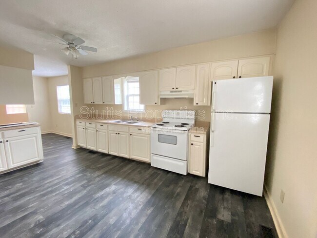 Foto del edificio - 414 Plum St