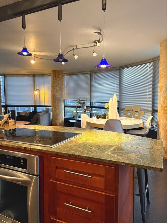 Foto del edificio - 5415 N Sheridan Rd
