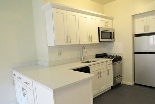 Foto del edificio - 426 W 53rd St