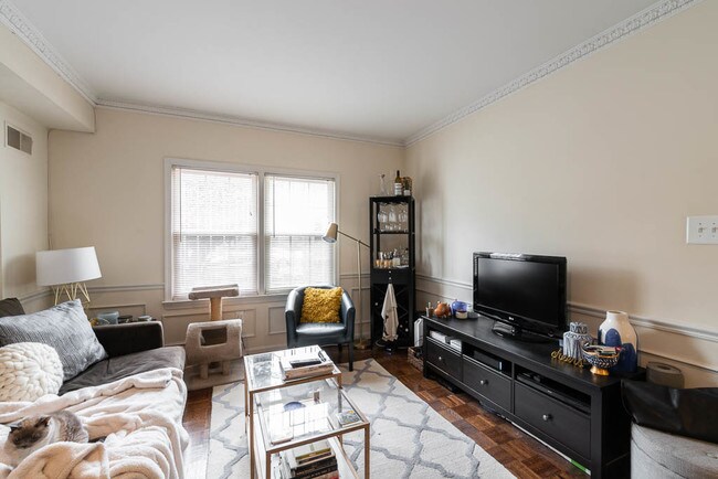 Foto del edificio - 1809 T St NW