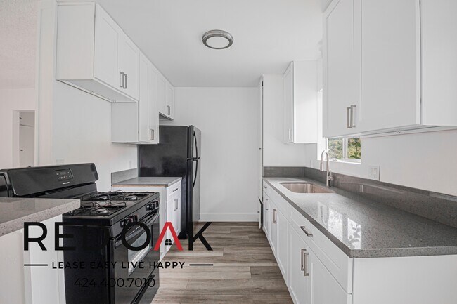 Foto del edificio - 630 N Cerritos Ave