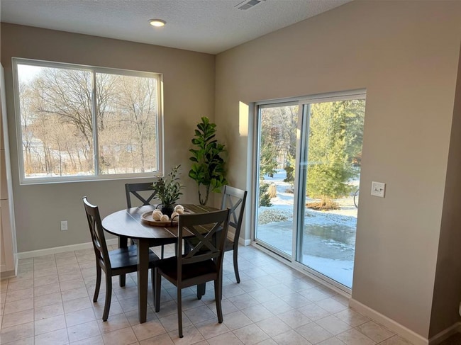 Building Photo - 14870 Willemite Way NW