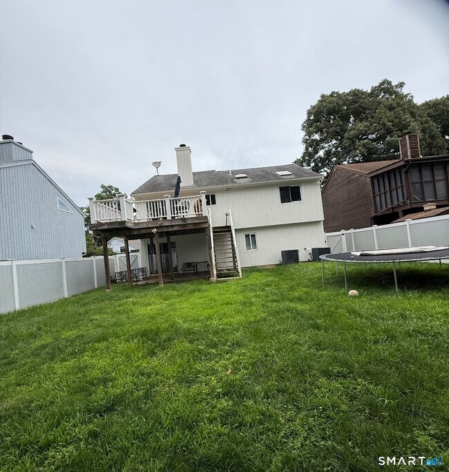 Foto del edificio - 9 Oakledge Cir