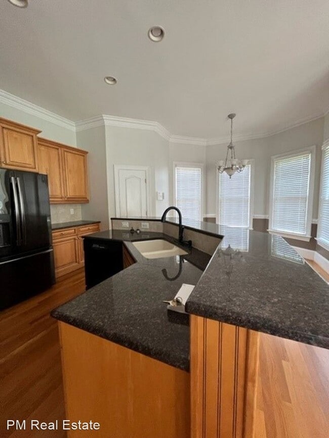 Building Photo - 4 br, 3.5 bath House - 1 Wildrose Ct