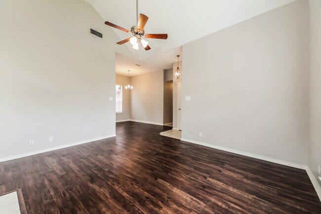 Foto del edificio - 2115 Lattimore St