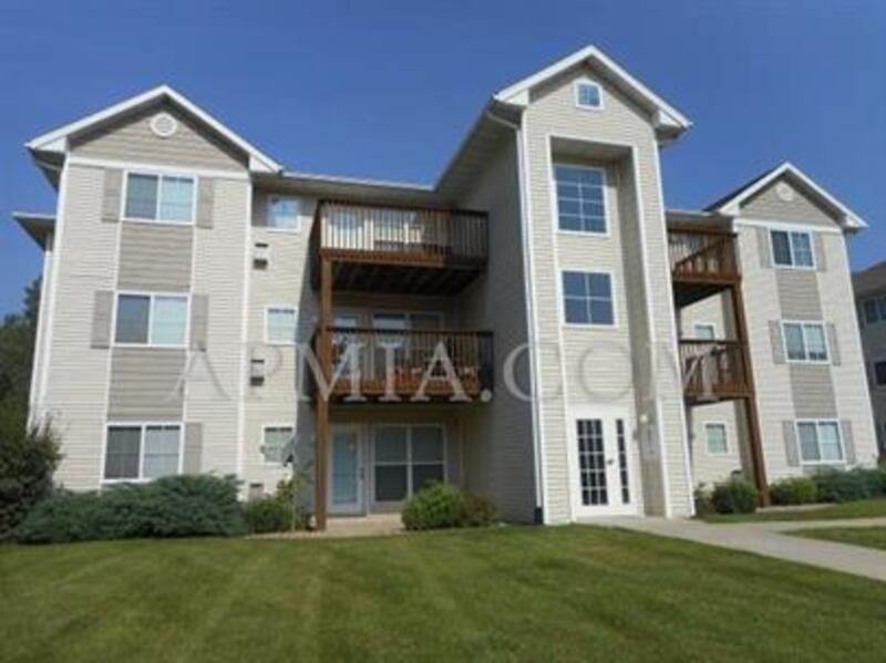 Primary Photo - 6601 Creekside Dr NE