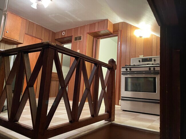 Foto del edificio - 702 W 6th Ave