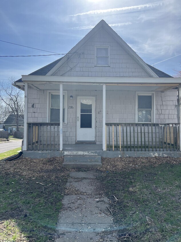 Primary Photo - 2536 NE Monroe St