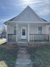 Building Photo - 2536 NE Monroe St