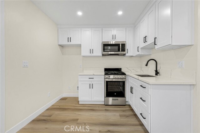 Foto del edificio - 1674 Fremont Dr