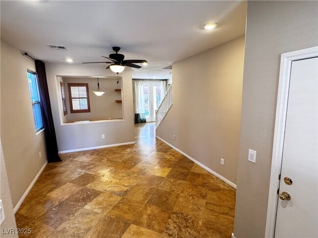 Building Photo - 5361 Candlespice Way