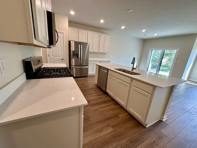 Building Photo - 3293 Haflinger Dr