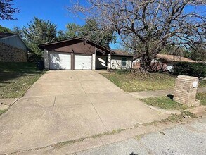 Building Photo - 7517 Castillo Rd