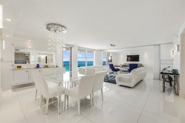 Building Photo - 9511 Collins Ave