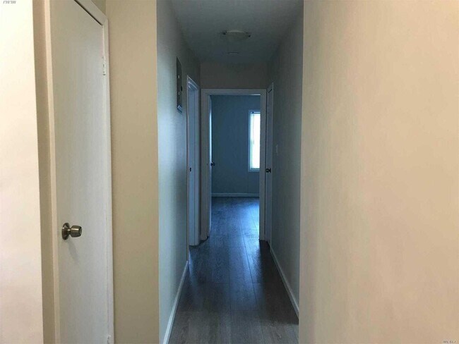 Foto del edificio - 214-08-214-23 23rd Ave