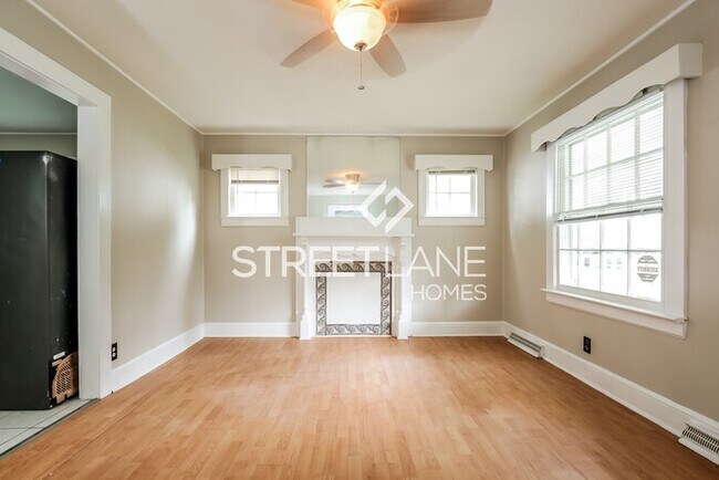 Building Photo - Charming 2 Bedroom in Thomasville!