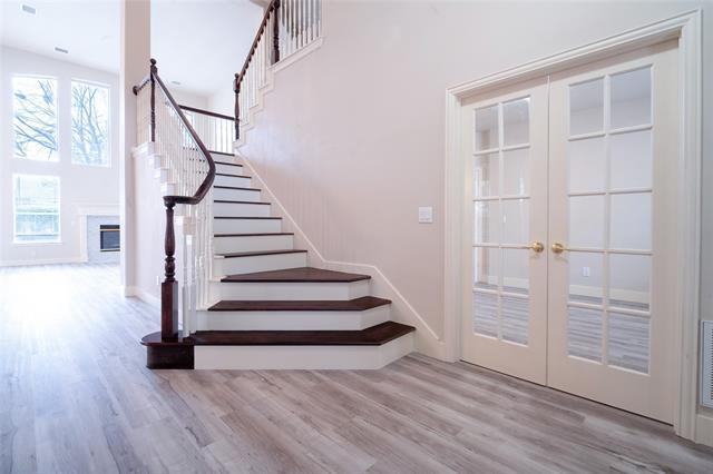 Building Photo - 4620 Hinton Dr