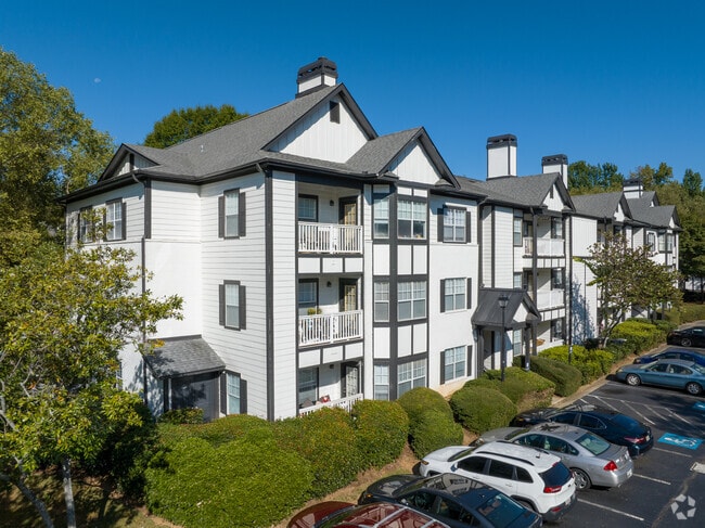 Building Photo - Grande Oaks