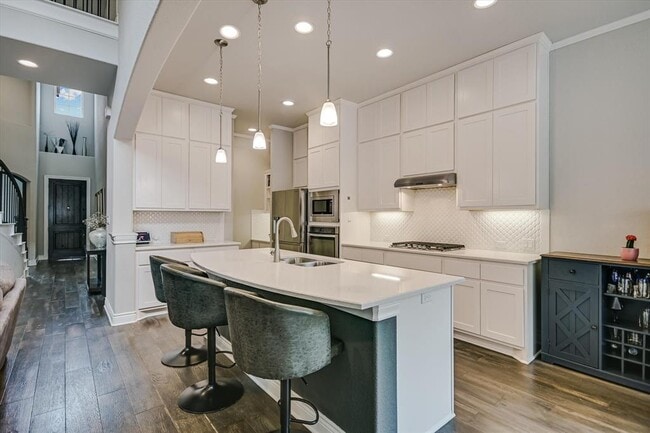 Building Photo - 501 Anfield Cir