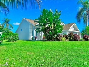 Building Photo - 3639 Kent Dr