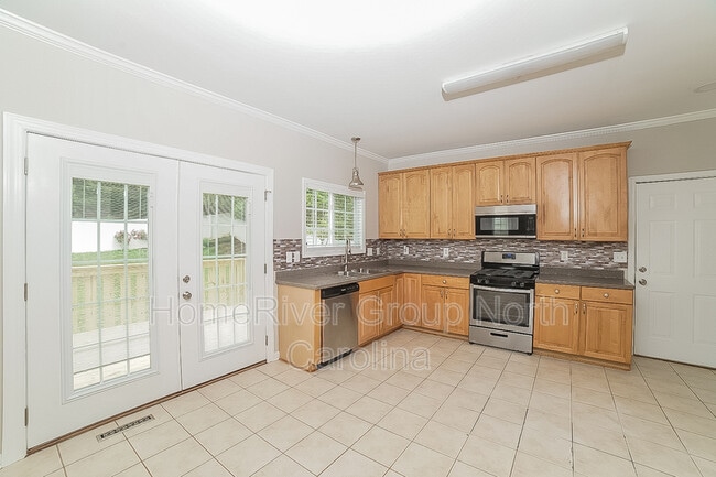 Building Photo - 5137 Ivystone Ln
