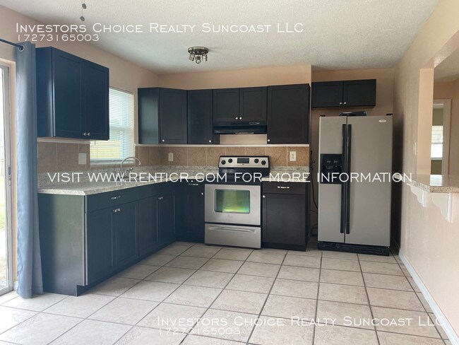 Building Photo - 8053 Winthrop Dr