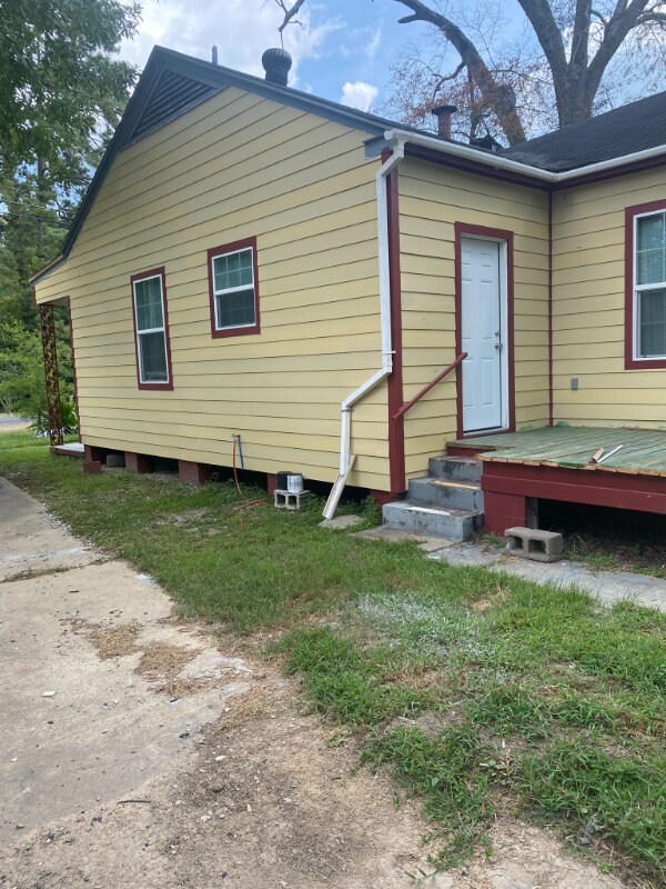 Building Photo - 1503 Military Hwy